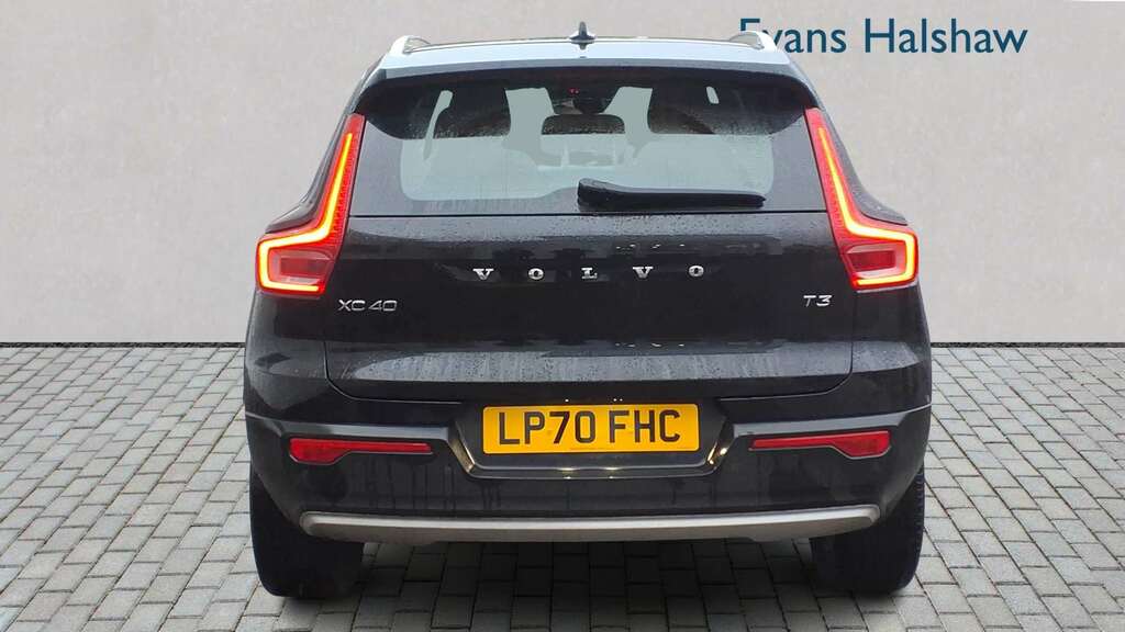 Volvo XC40 1.5 T3 163 Inscription Pro Geartronic 2021 LP70FHC Black #5
