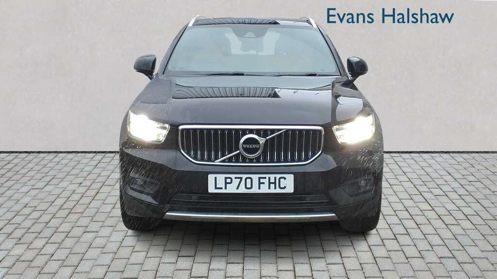 Volvo XC40 1.5 T3 163 Inscription Pro Geartronic 2021 LP70FHC Black #4