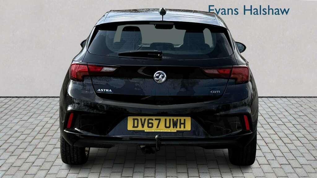 Vauxhall Astra 1.6 Cdti 16V 136 Sri Vx-line 2017 DV67UWH Black #3