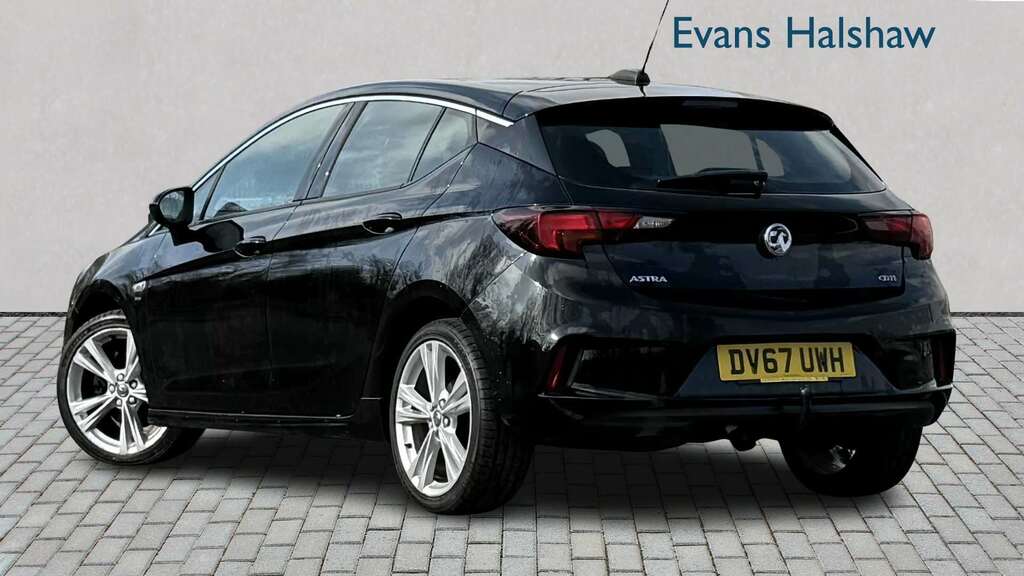 Vauxhall Astra 1.6 Cdti 16V 136 Sri Vx-line 2017 DV67UWH Black #2