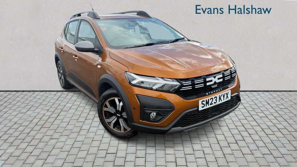 Dacia Sandero Stepway 1.0 Tce Journey 2023 Orange