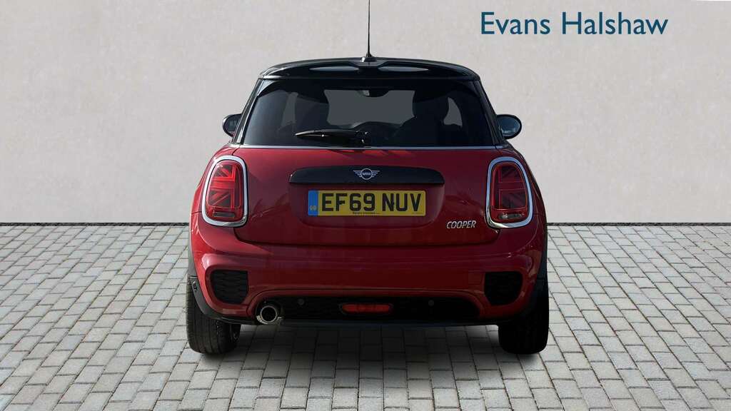 Mini Hatch 1.5 Cooper Sport II 2020 EF69NUV Red #5
