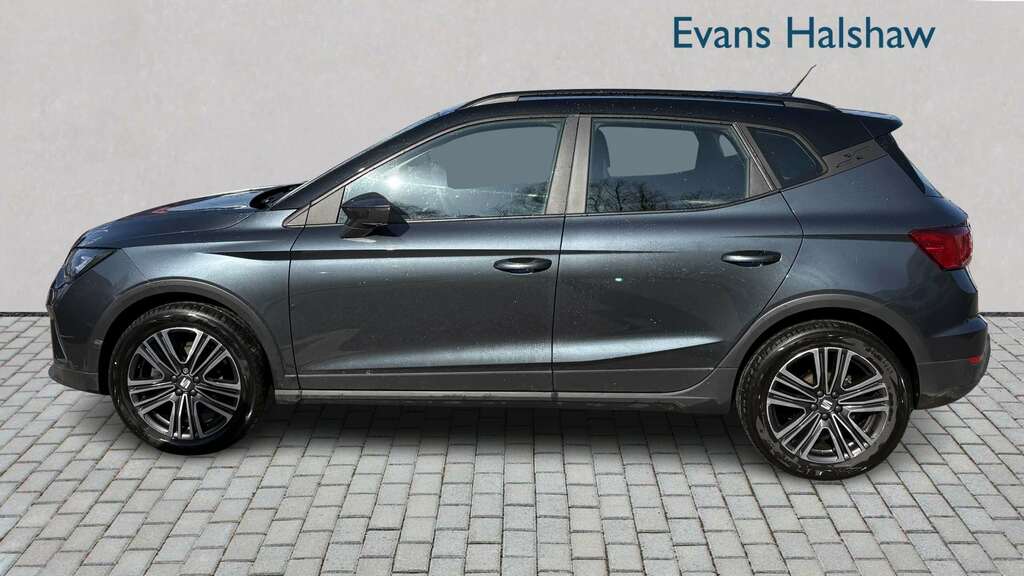 Seat Arona 1.0 Tsi 110 Se Technology Dsg 2023 BV73YDR Grey #4