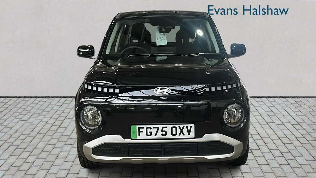 Hyundai Inster 85Kw 01 49Kwh 2025 FG75OXV Black #4