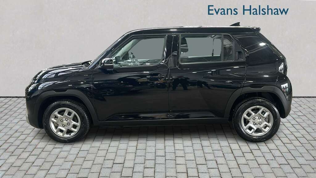 Hyundai Inster 85Kw 01 49Kwh 2025 FG75OXV Black #3