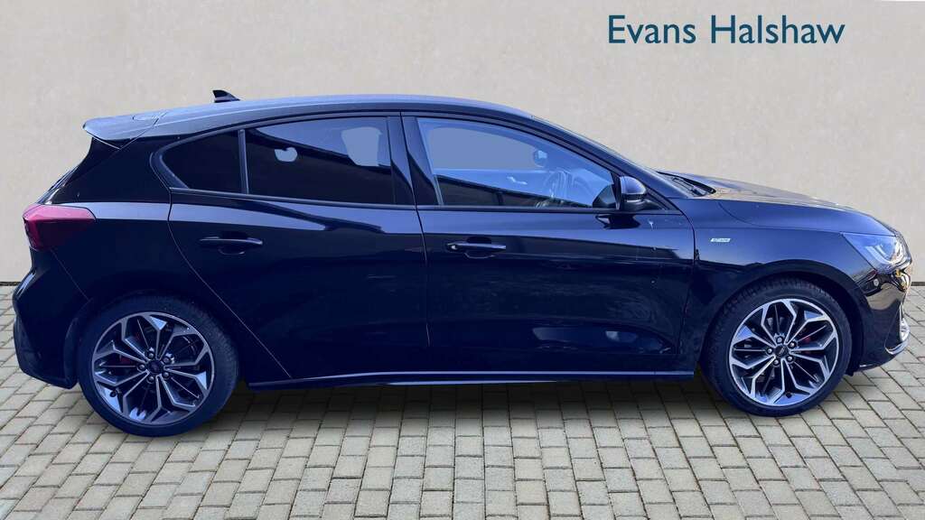 Ford Focus 1.0 Ecoboost Hybrid Mhev 155 St-line Vign LP72NKN Black #4