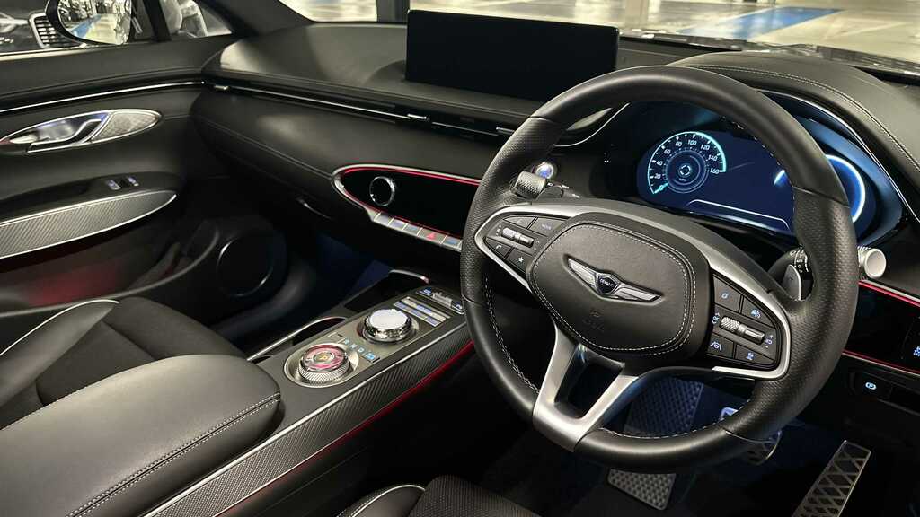 Genesis GV70 2.5T Sport Awd 2024 Silver #5