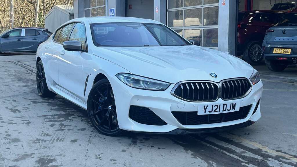 BMW 8 Series M850i Xdrive 2021 White