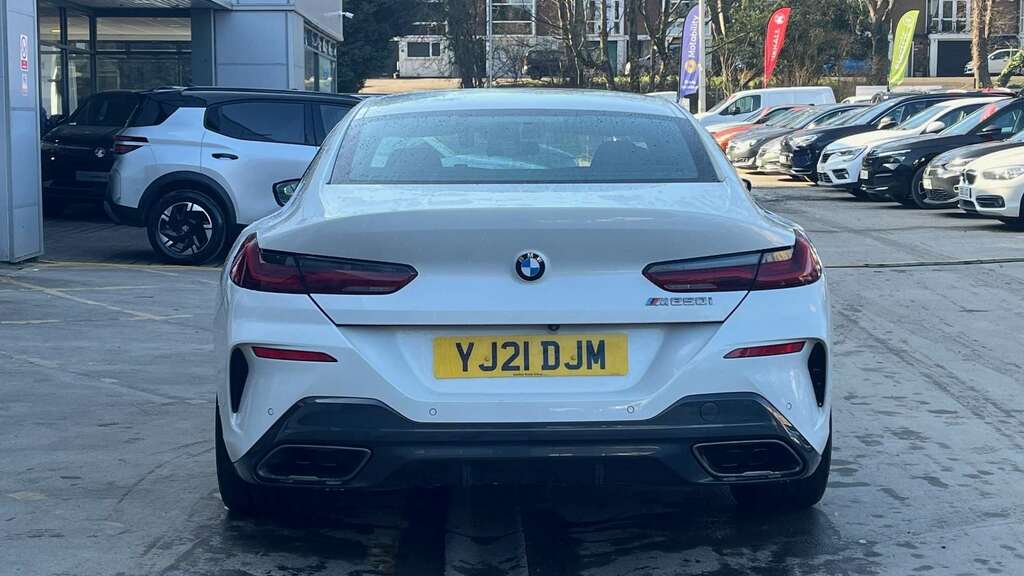 BMW 8 Series M850i Xdrive 2021 YJ21DJM White #5