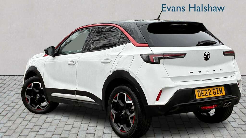 Vauxhall Mokka 1.2 Turbo Sri Premium 2022 DE22GZM White #2