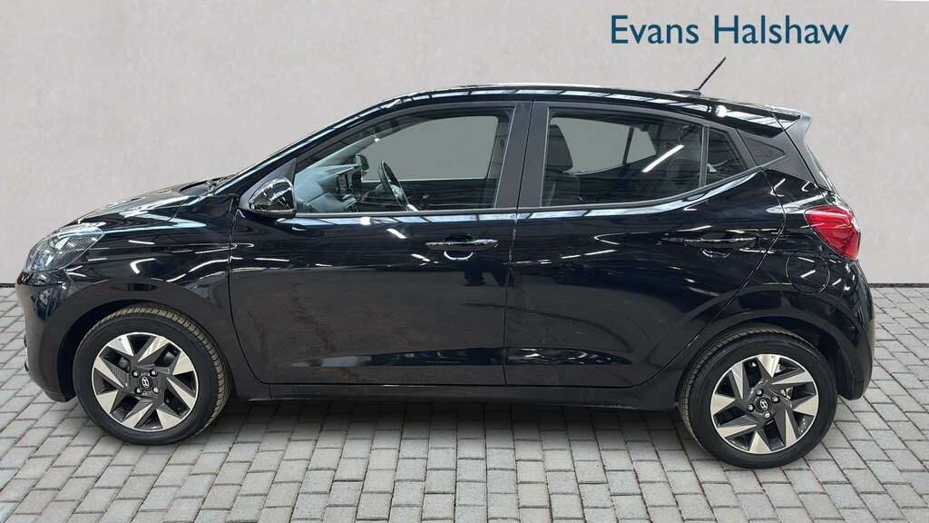 Hyundai I10 1.0 63 Advance Nav 2024 AK24DJV Black #3