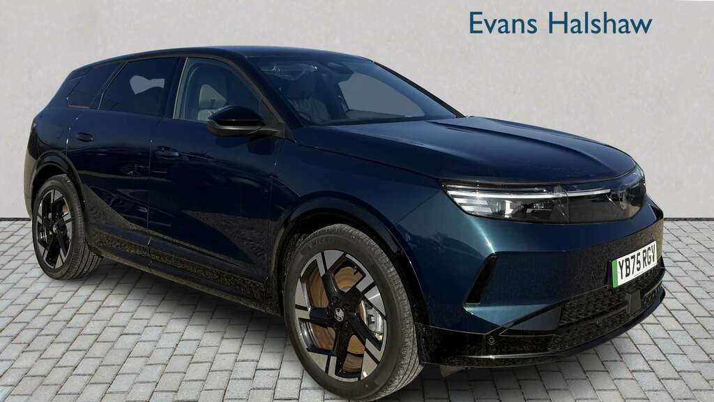Vauxhall Grandland 157Kw Ultimate 73Kwh Panoramic Roof 202 Blue
