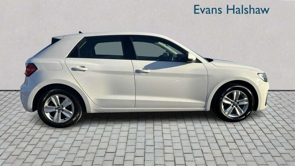 Audi A1 30 Tfsi Se 2019 WR19NSF White #6