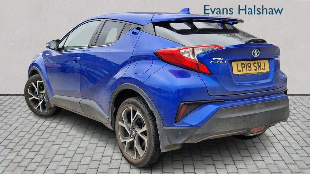 Toyota C-Hr 1.8 Hybrid Design Cvt 2019 LP19SNJ Blue #2