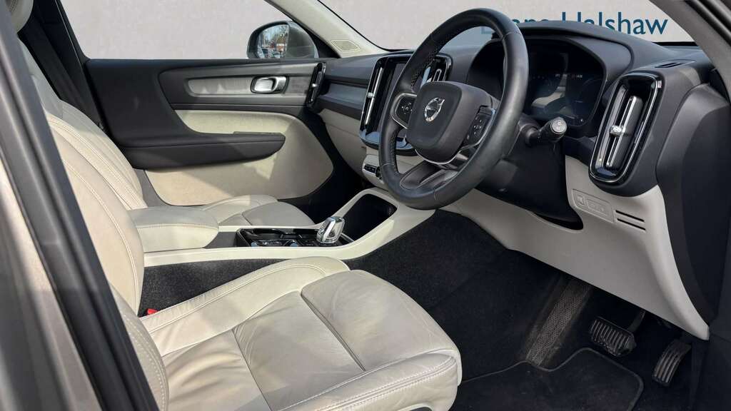 Volvo XC40 1.5 T5 Recharge Phev Inscription Pro 2022 DA22KRZ Grey #3