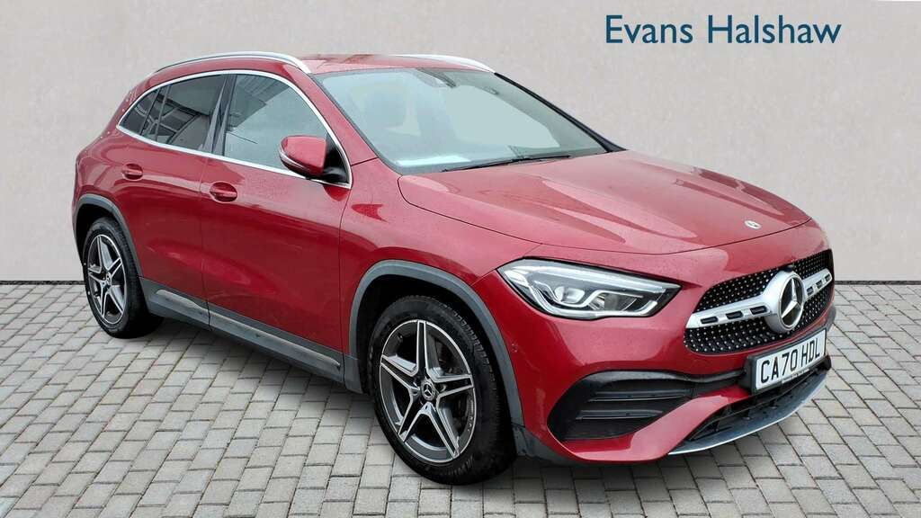 Mercedes-Benz GLA Class 200 Amg Line Executive 2021 Red