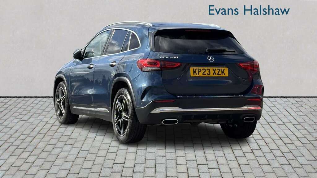 Mercedes-Benz GLA Class 200 Amg Line Premium 2023 Blue
