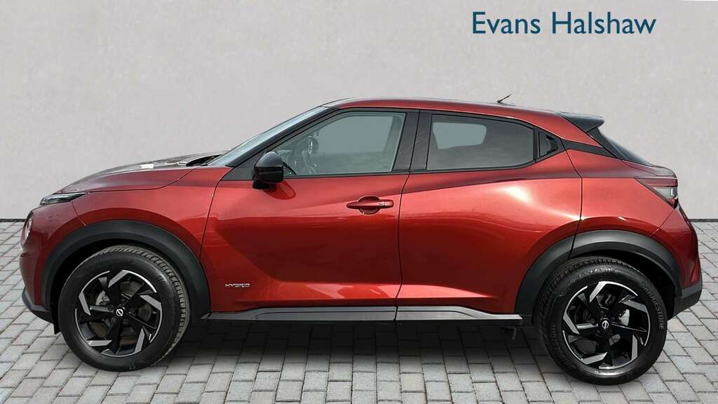 Nissan Juke 1.6 Hybrid N-connecta 2023 CF72JLX Red #4