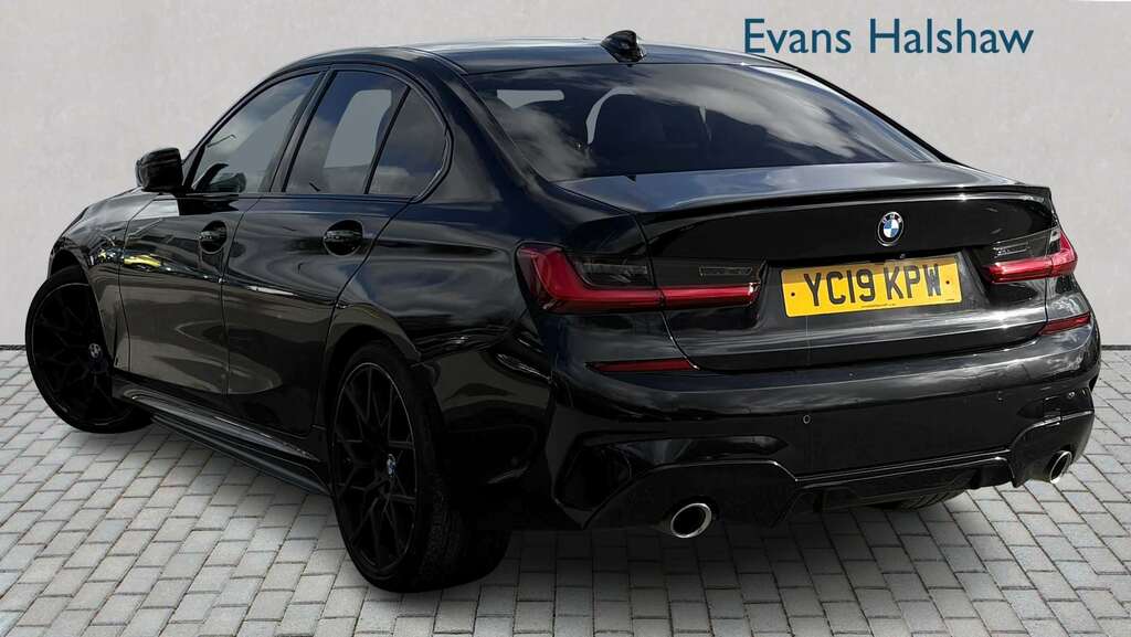 BMW 3 Series 320D M Sport Step 2019 YC19KPW Black #2