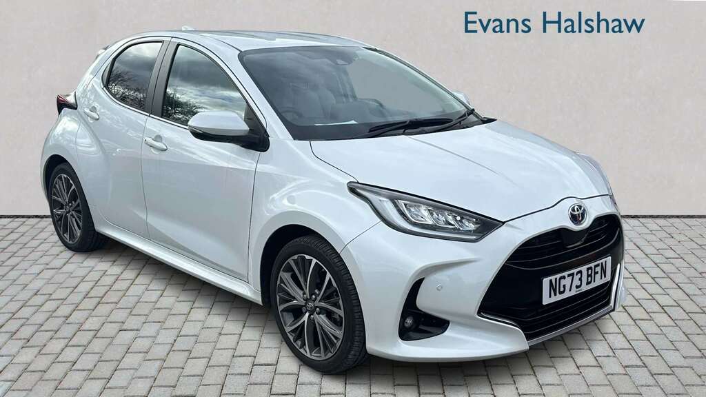 Toyota Yaris 1.5 Hybrid Excel Cvt 2024 White