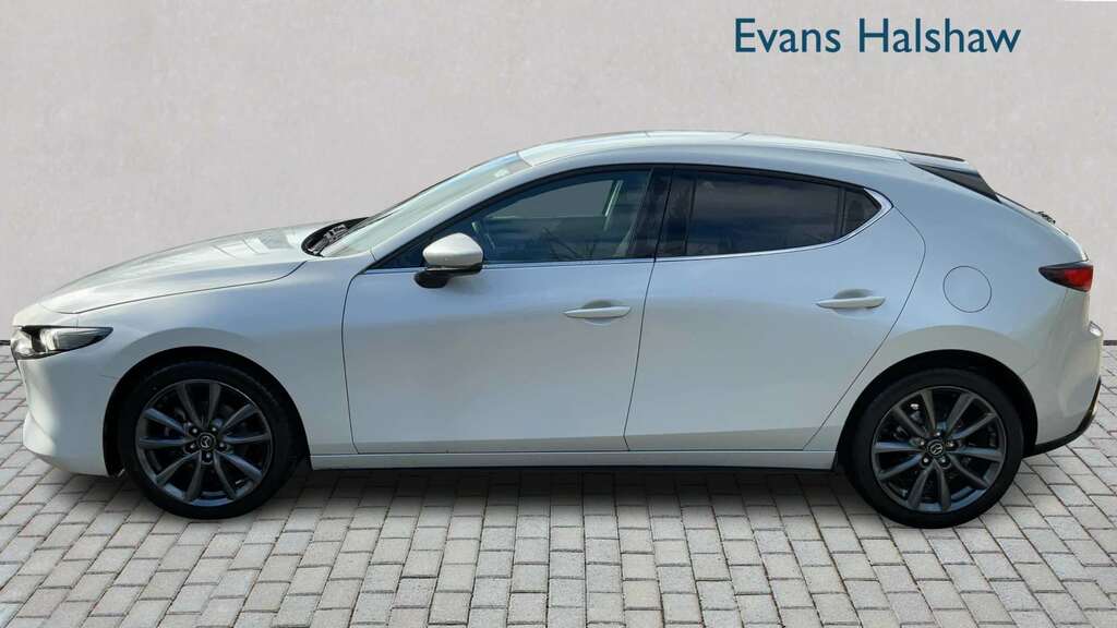 Mazda 3 2.5 E-skyactiv G Mhev 140 Exclusive-line ML25JCZ White #3