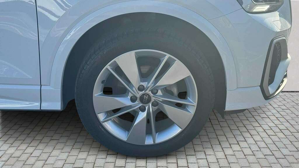 Audi Q2 30 Tfsi 116 S Line 2024 White #5
