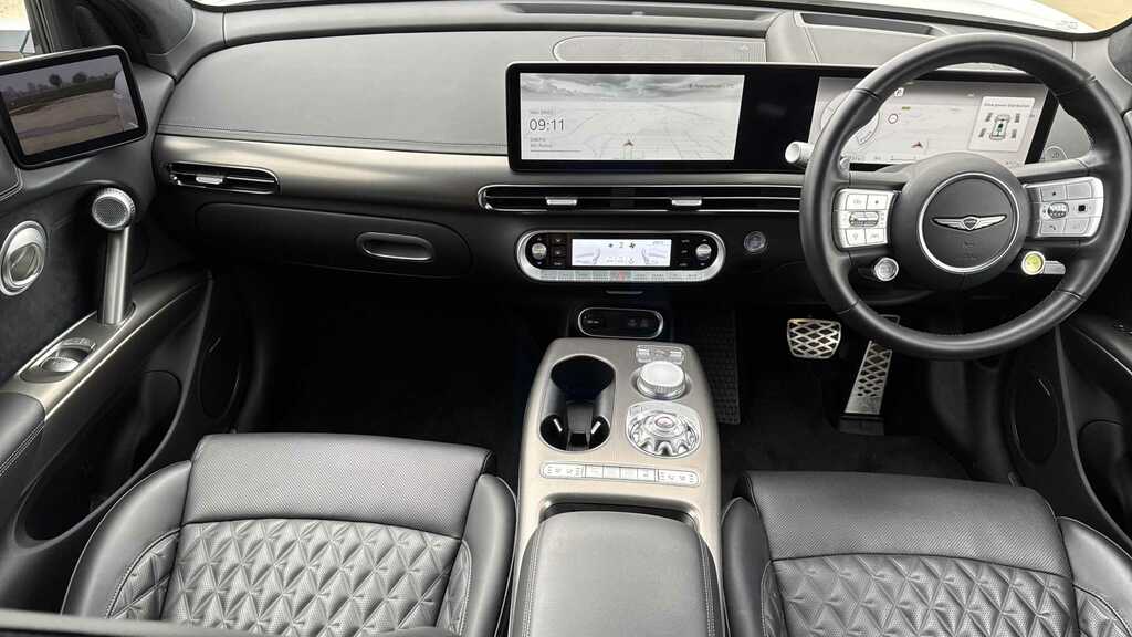 Genesis GV60 360Kw Sport Plus 77.4Kwh Awd 2024 OY74ZWU White #3