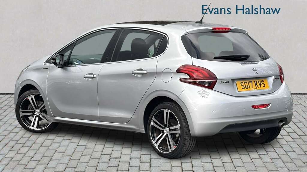 Peugeot 208 1.2 Puretech 110 Gt Line 2017 Silver #2