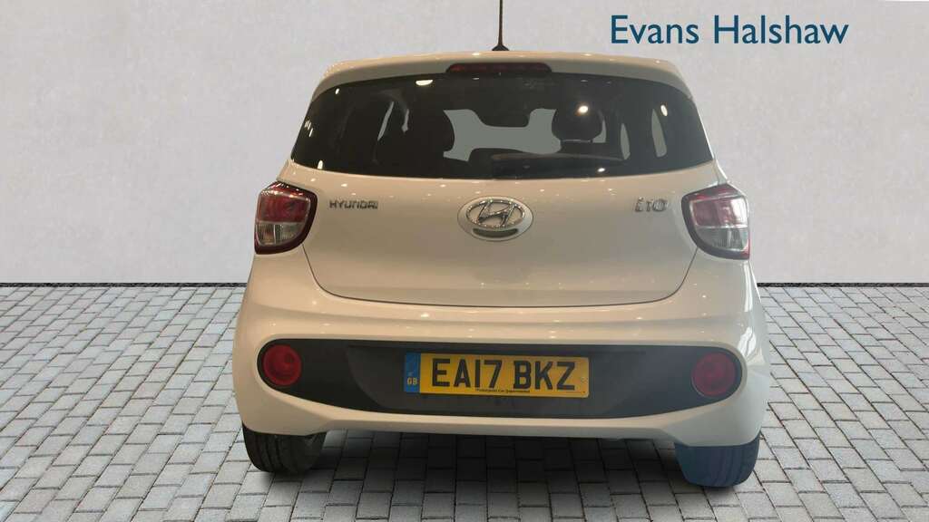 Hyundai I10 1.0 Premium 2017 White #5