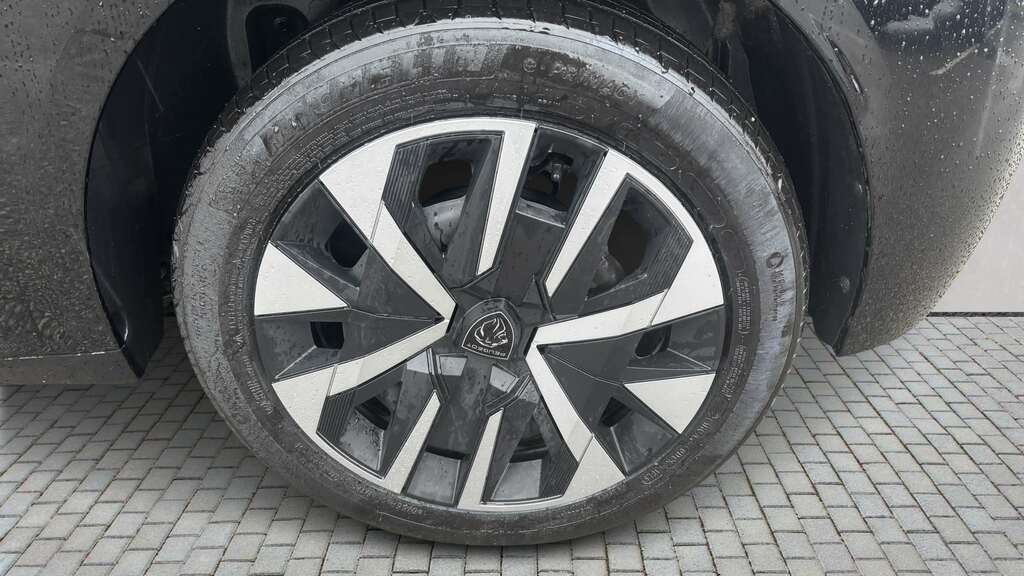 Peugeot 208 1.2 Puretech 100 Style 2025 MW75SDO Black #6
