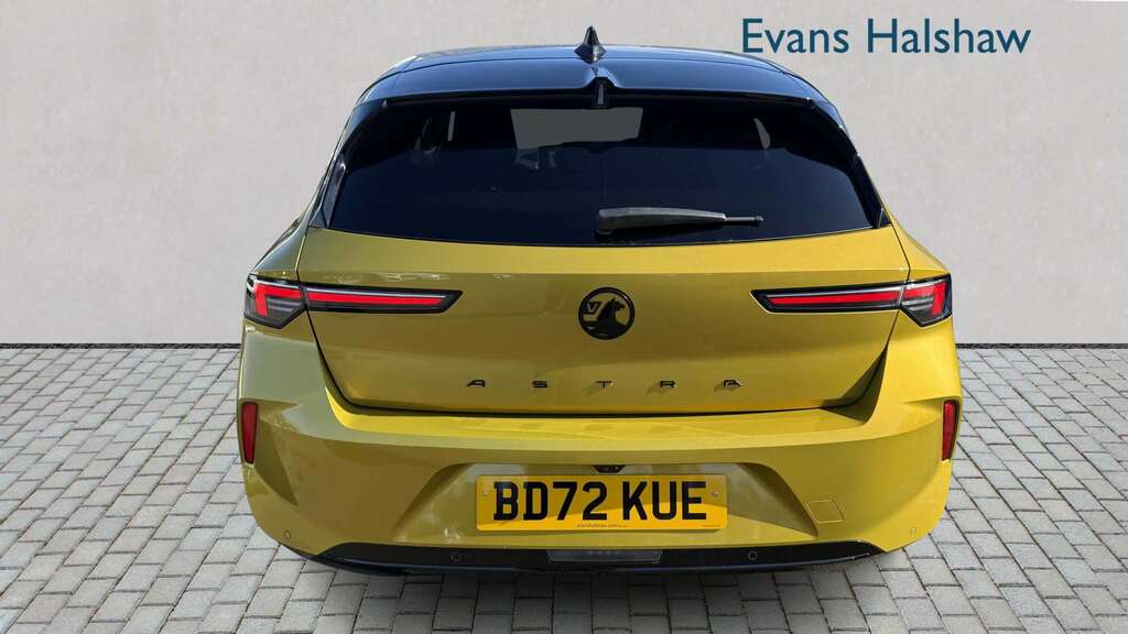 Vauxhall Astra 1.2 Turbo 130 Gs Line 2022 BD72KUE Yellow #3
