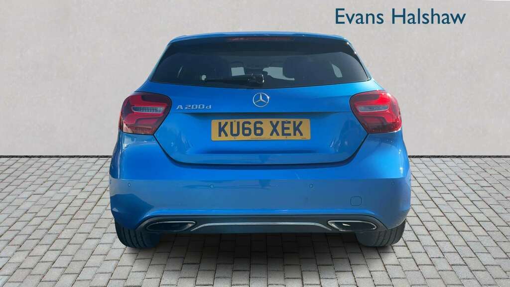 Mercedes-Benz A Class A200d Sport Premium 2016 KU66XEK Blue #5