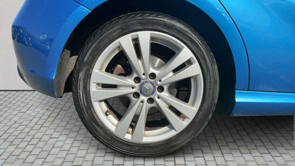 Mercedes-Benz A Class A200d Sport Premium 2016 KU66XEK Blue #6