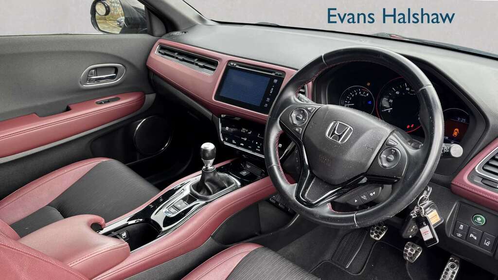 Honda Hr-V 1.5 I-vtec Turbo Sport 2019 AY19OTG Black #2