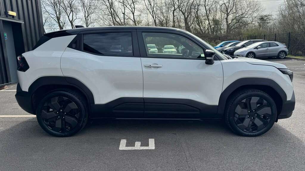 Suzuki Vitara 135Kw Ultra Allgrip-e 61Kwh 2025 FY75TOJ White #5