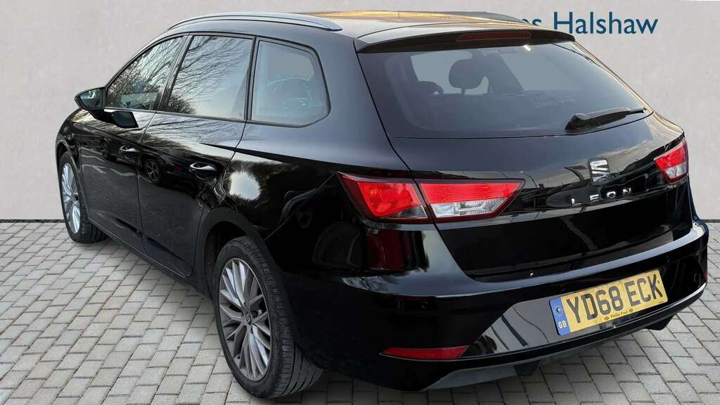 Seat Leon 1.6 Tdi Se Dynamic Ez 2019 YD68ECK Black #4