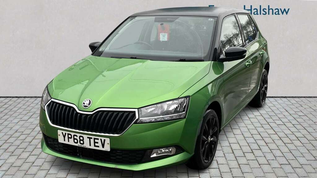 Skoda Fabia 1.0 Tsi Colour Edition 2018 YP68TEV Green #2