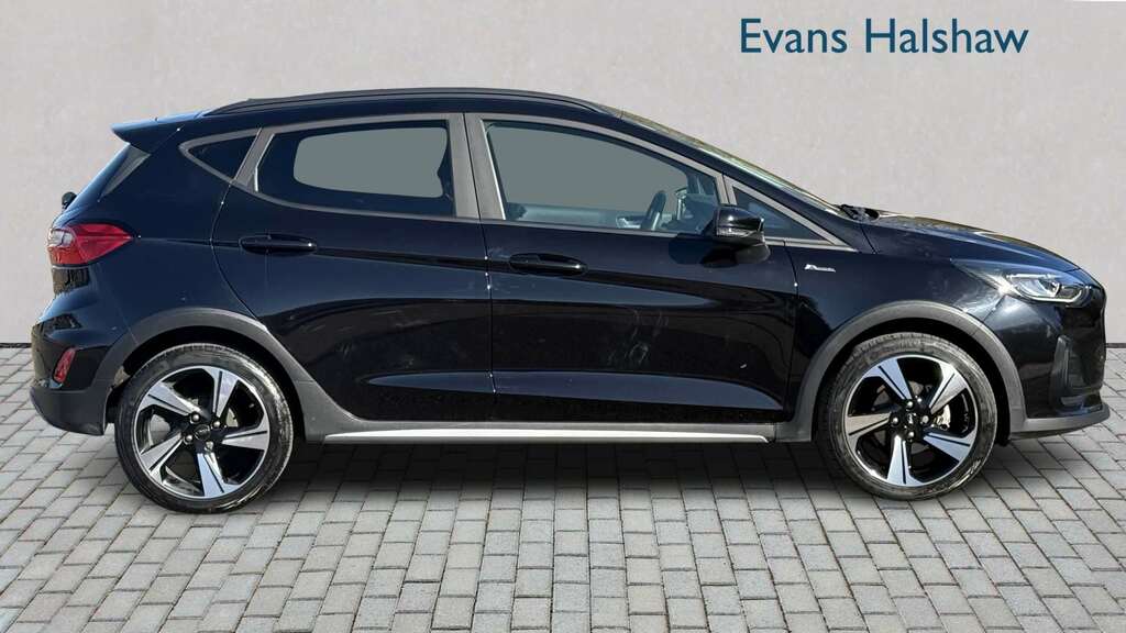 Ford Fiesta 1.0 Ecoboost Hybrid Mhev 125 Active 2023 YY23JWN Black #4
