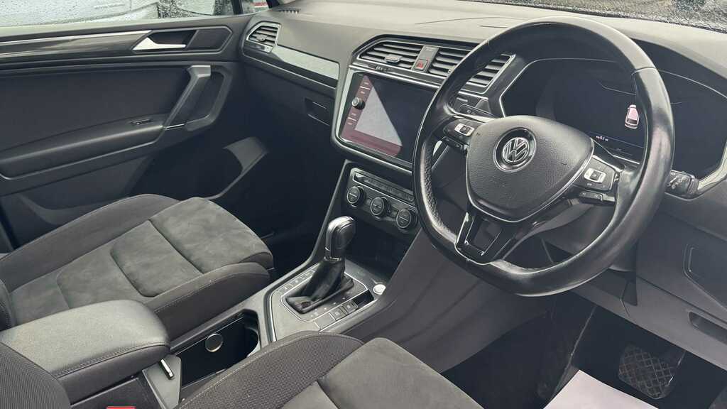 Volkswagen Tiguan Allspace 2.0 Tdi Sel Dsg 2019 YD68PJG Grey #3