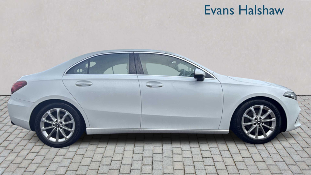 Mercedes-Benz A Class A200 Sport 2019 BJ69OAO White #3