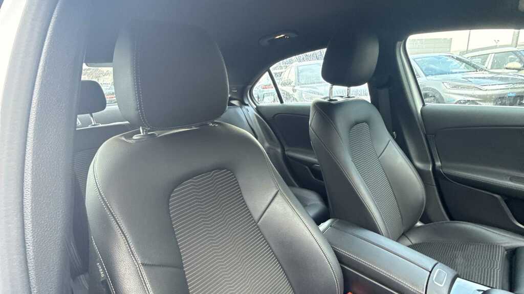 Mercedes-Benz A Class A200 Sport 2019 BJ69OAO White #6