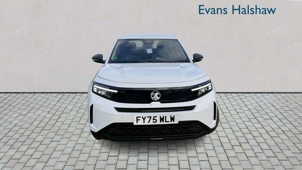 Vauxhall Frontera 83Kw Design 44Kwh 2025 FY75WLW White #2