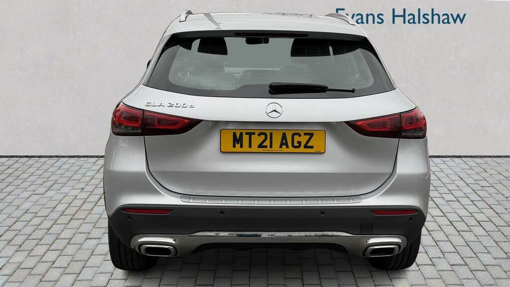 Mercedes-Benz GLA Class 200D Sport Executive 2021 MT21AGZ Silver #4