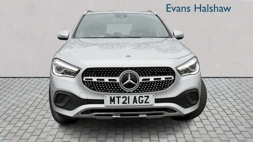 Mercedes-Benz GLA Class 200D Sport Executive 2021 MT21AGZ Silver #3