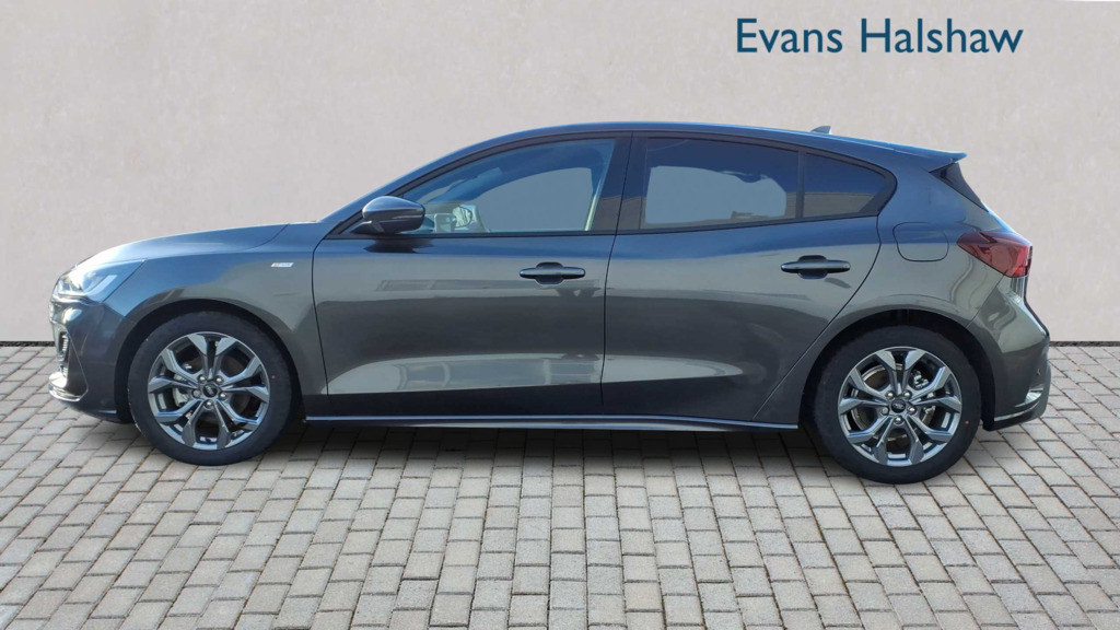 Ford Focus 1.0 Ecoboost Hybrid Mhev St-line 2025 CF75UKZ Grey #3