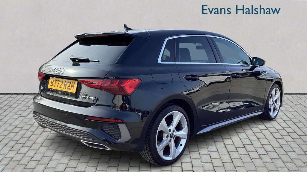 Audi A3 30 Tfsi S Line S Tronic 2023 BT72RZH Black #3