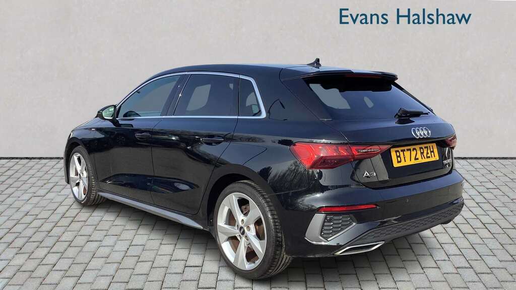 Audi A3 30 Tfsi S Line S Tronic 2023 BT72RZH Black #5