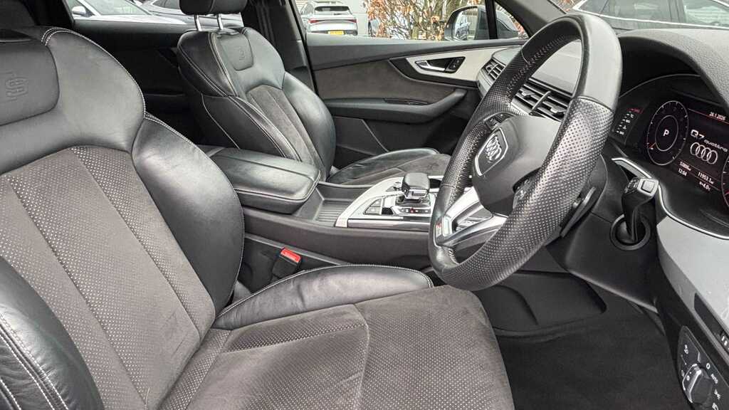 Audi Q7 50 Tdi Quattro S Line Tiptronic 2019 LO69AWY Black #3