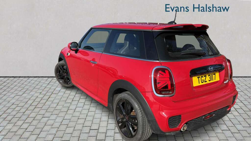 Mini Hatch 1.5 Cooper Sport II 2021 TGZ3117 Red #4
