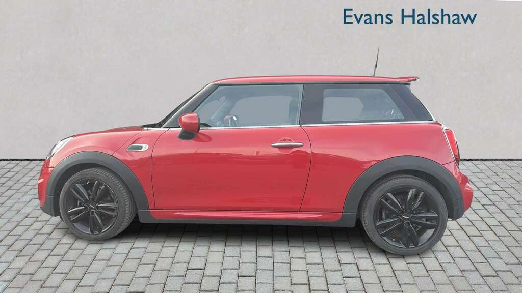 Mini Hatch 1.5 Cooper Sport II 2021 TGZ3117 Red #3